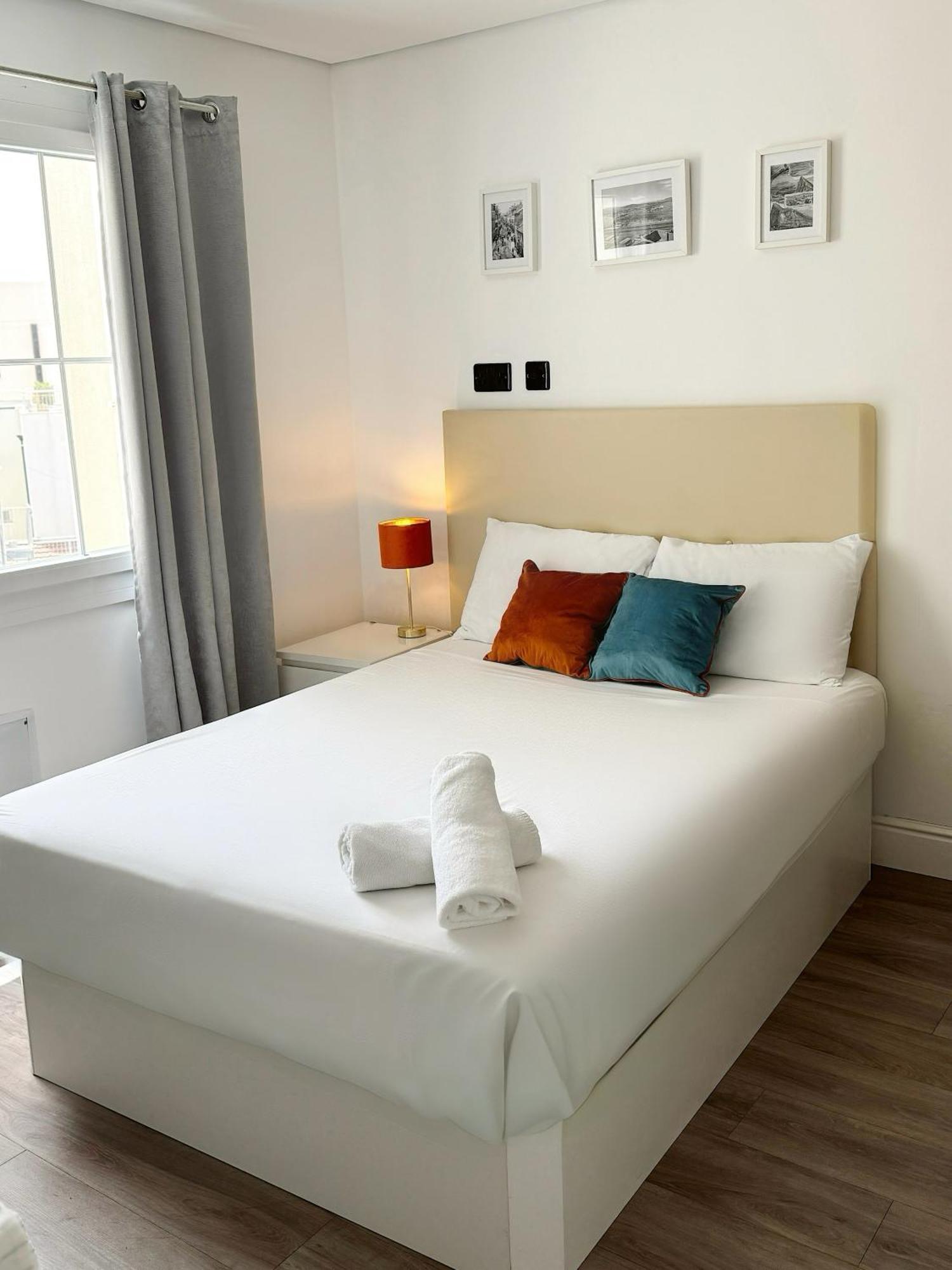 Central Penthouse Double Room Ensuite - Grand Central House Gibraltar Exterior foto